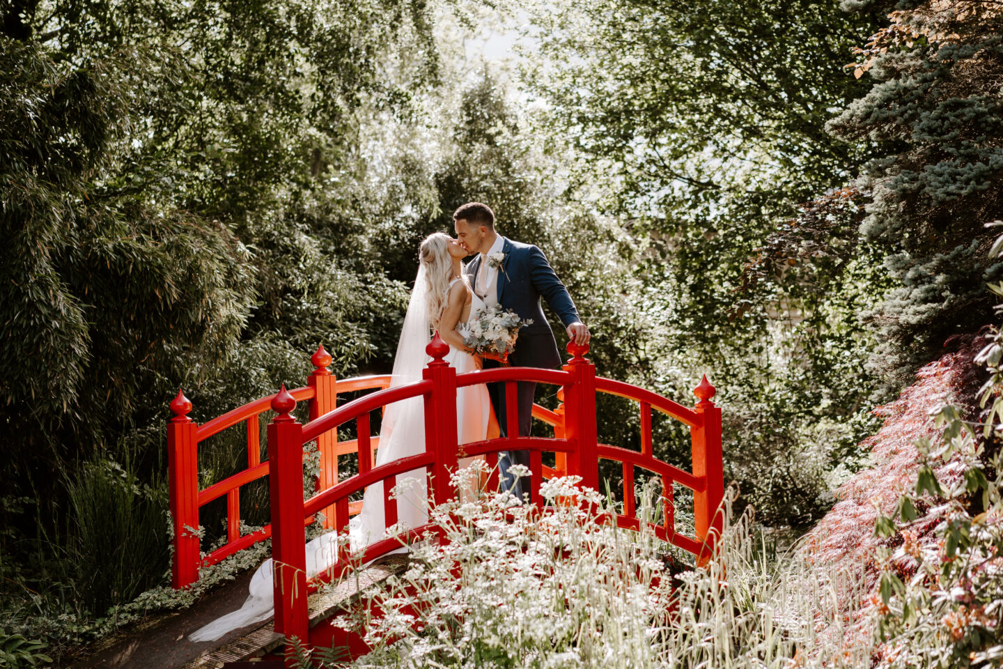 rivervale barn couple on bridge