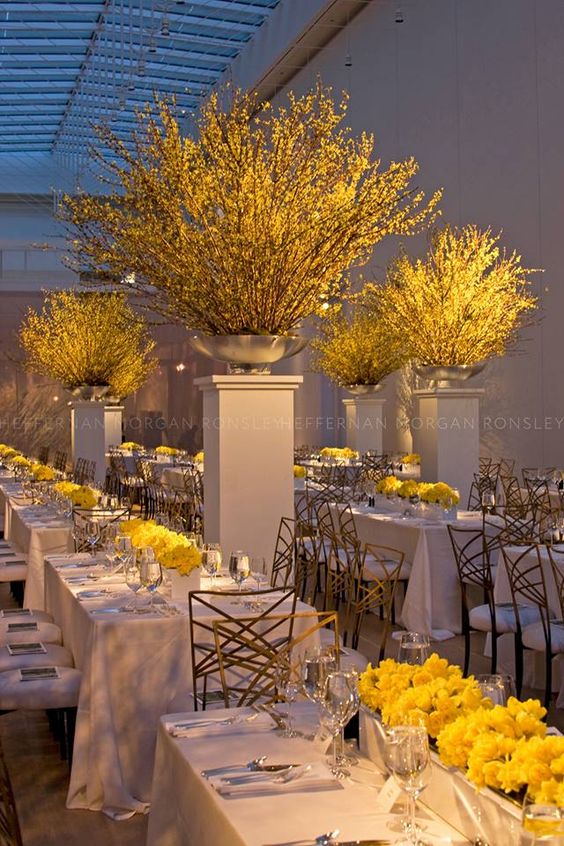 Autumnal Colour Schemes - Yellow: The Decorations | CHWV