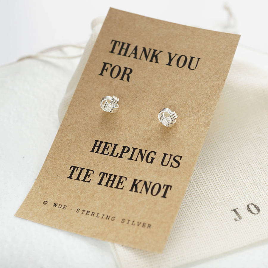 13 Awesome Wedding Gift Ideas for Bridesmaids - Jewellery | CHWV