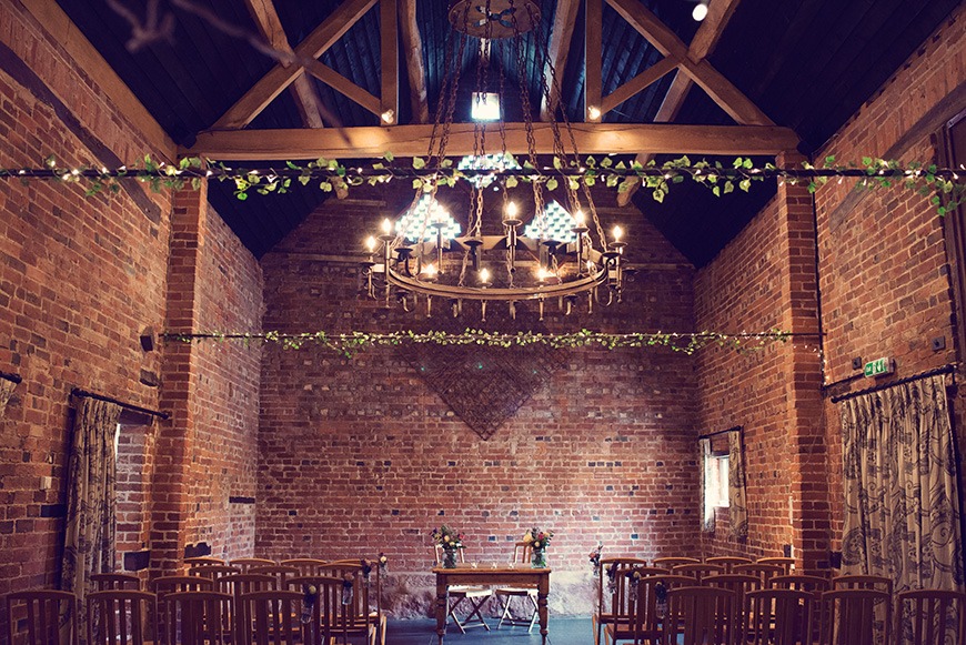 7 Barn Wedding Venues that are Perfect for an Autumn Wedding - Curradine Barns | CHWV