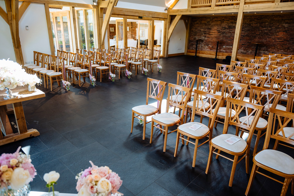 Mythe Barn - East Midlands Wedding Venue © Daffodil Waves