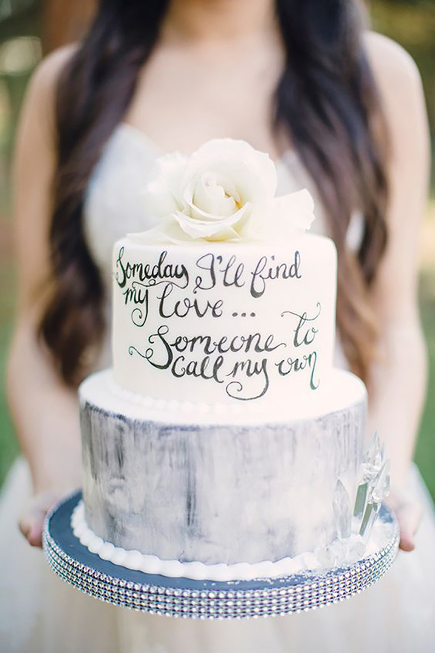 22 Wedding Cakes Fit for a Fairy Tale - Princess bride | CHWV