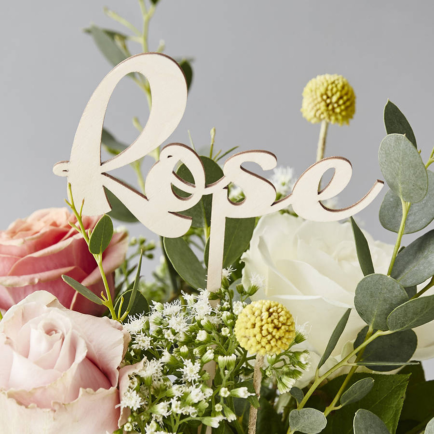 30 Amazing Wedding Table Name Ideas - Fantastic florals | CHWV