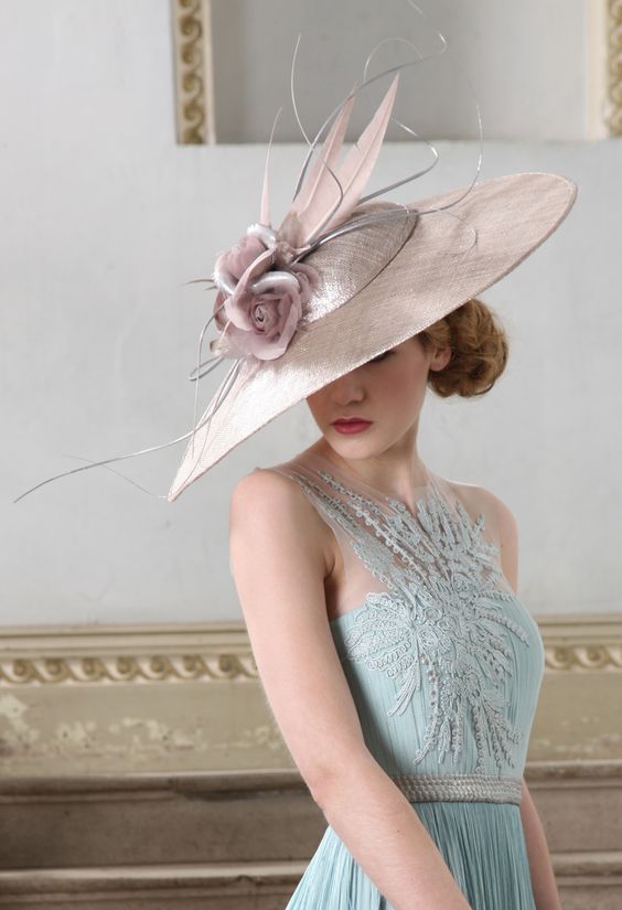 Hats at Weddings: Yes or No?