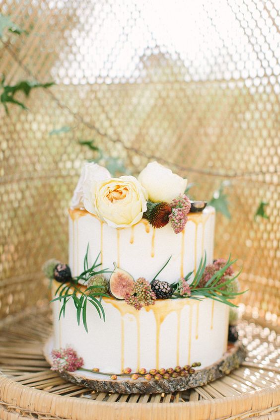 Non-Traditional Wedding Cakes – Drip Cakes - Mustard Seed Photography | CHWV