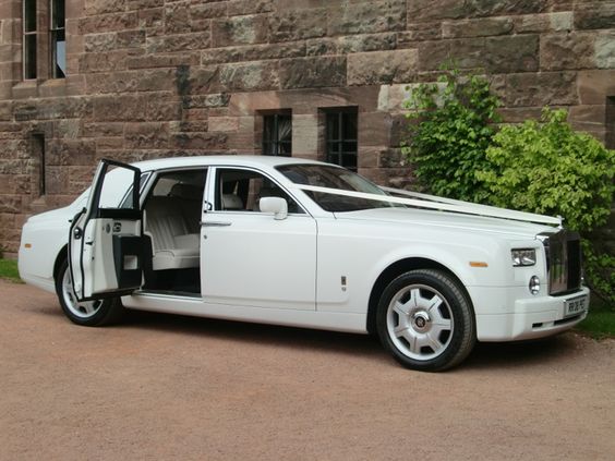 Awesome Wedding Cars for the Groom - Modern luxury | CHWV