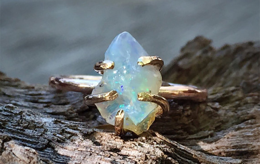 Selecting the perfect bohemian style wedding ring - Opal | CHWV