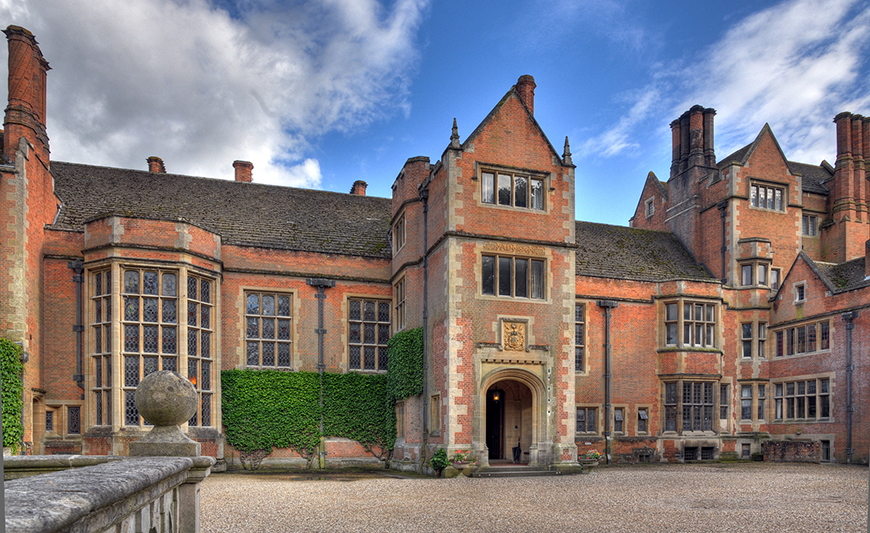 Our Five Favourite Intimate Wedding Venues in Berkshire - Marlston House | CHWV