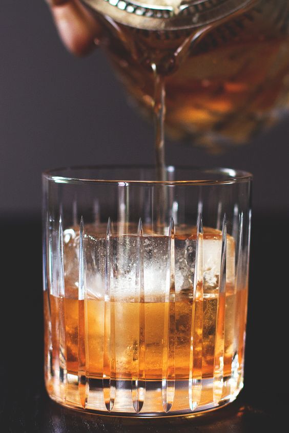 Drink Me – Summer Wedding Cocktails - Old Fashioned | CHWV