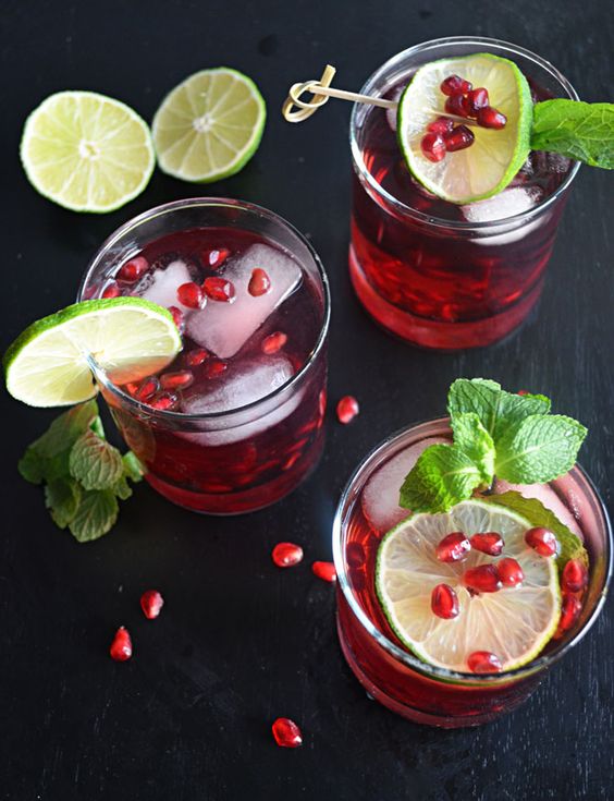 Drink Me – Summer Wedding Cocktails - Pomegranate Mojito | CHWV